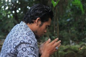 biarkan Allah membantu